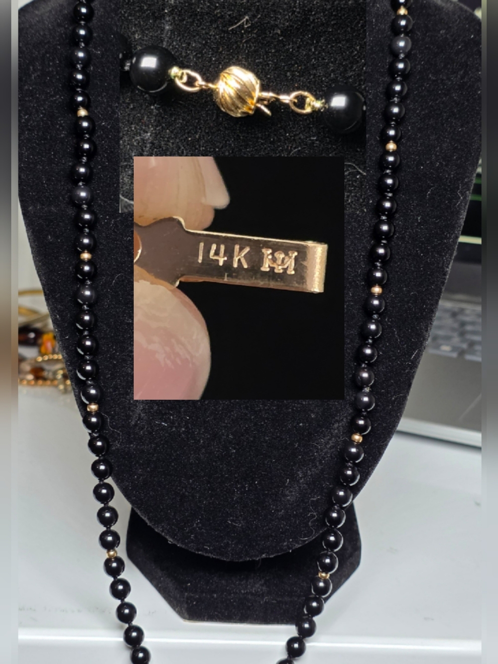 Vintage M&M 14K Gold & Black Onyx Beaded Necklace 22” Knotted Strand